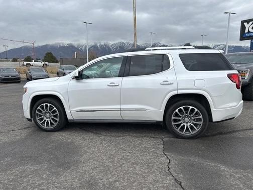 2021 GMC Acadia Denali