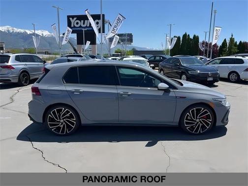 2024 Volkswagen Golf GTI 2.0T Autobahn