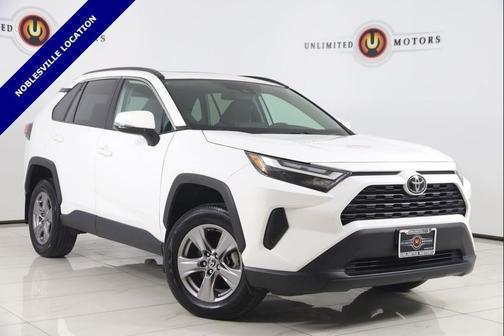 Ice Cap 2024 Toyota RAV4 XLE