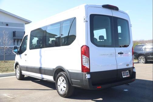 2022 Ford Transit-350 XLT