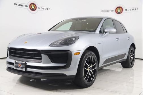 2022 Porsche Macan Base (PDK)