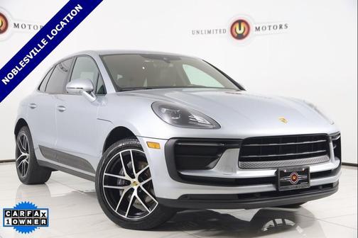 2022 Porsche Macan Base (PDK)