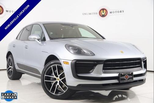 2022 Porsche Macan Base (PDK)