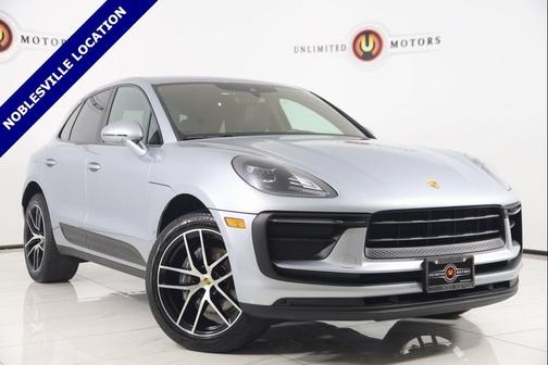 2022 Porsche Macan Base (PDK)