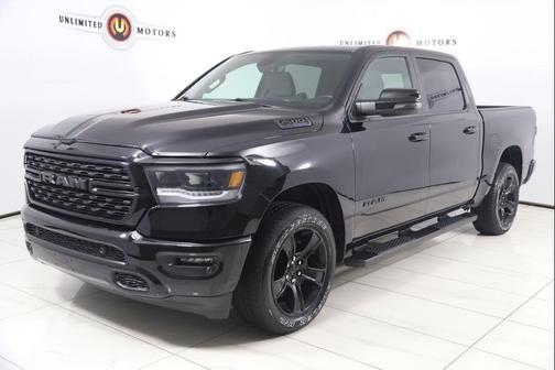 Diamond Black Crystal Pearlcoat 2023 RAM 1500 Big Horn/Lone Star