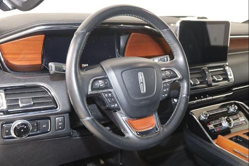 Infinite Black 2020 Lincoln Navigator Reserve