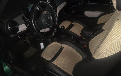 British Racing Green IV Metallic 2024 MINI Hardtop Cooper S