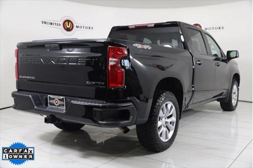 2022 Chevrolet Silverado 1500 Custom