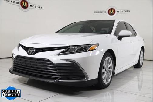 2022 Toyota Camry LE