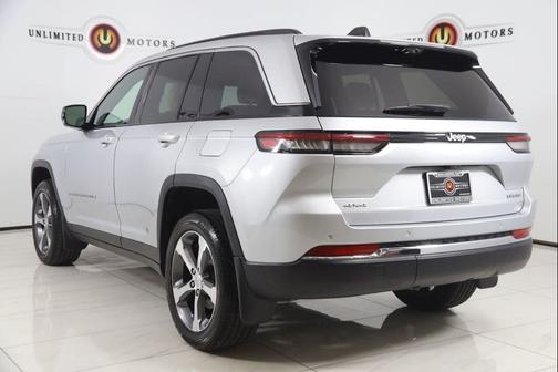 Silver Zynith 2024 Jeep Grand Cherokee Limited