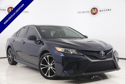 Galactic Aqua Mica 2020 Toyota Camry SE