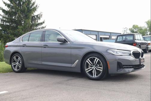 2022 BMW 530 i xDrive