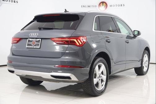2022 Audi Q3 40 Premium