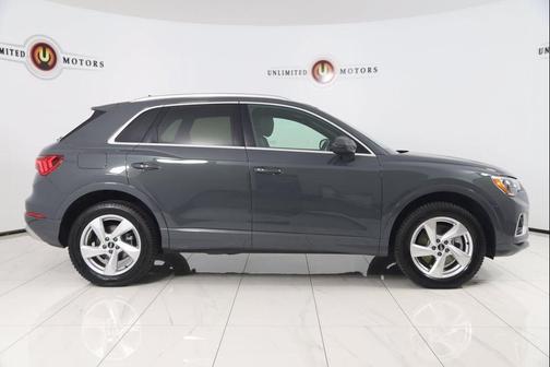 2022 Audi Q3 40 Premium