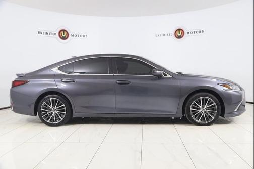 2023 Lexus ES 300h Base