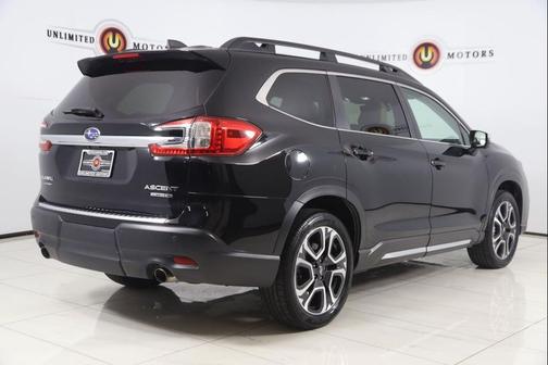 Crystal Black Silica 2023 Subaru Ascent Limited 7-Passenger