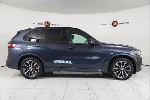 2022 BMW X5 M50i