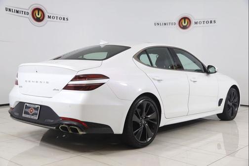 Uyuni White 2023 Genesis G70 2.0T