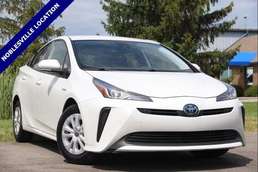 2021 Toyota Prius LE