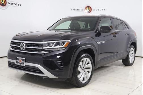 Deep Black 2022 Volkswagen Atlas Cross Sport 3.6L V6 SE w/Technology