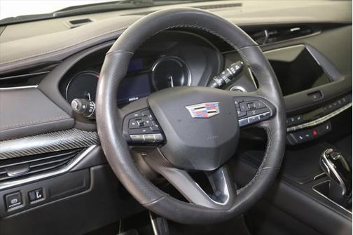 2021 Cadillac XT4 Sport