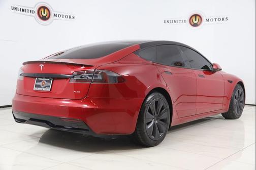 2021 Tesla Model S Plaid