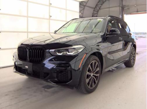 Carbon Black Metallic 2022 BMW X5 M50i