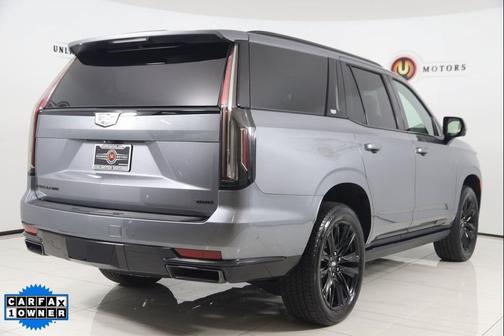 2022 Cadillac Escalade Sport