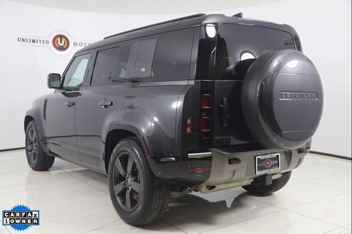 2024 Land Rover Defender 110 P400 X-Dynamic SE