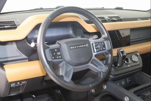 2024 Land Rover Defender 110 P400 X-Dynamic SE