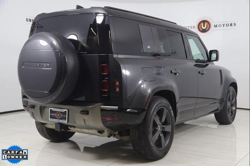 2024 Land Rover Defender 110 P400 X-Dynamic SE