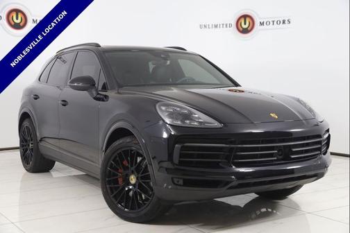 Black 2022 Porsche Cayenne Cayenne