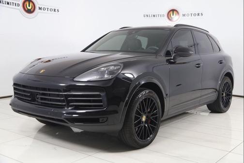 Black 2022 Porsche Cayenne Cayenne
