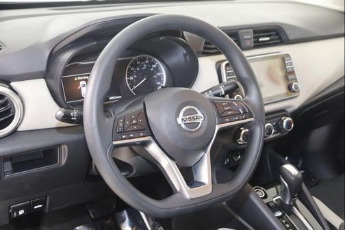 2020 Nissan Versa 1.6 SV
