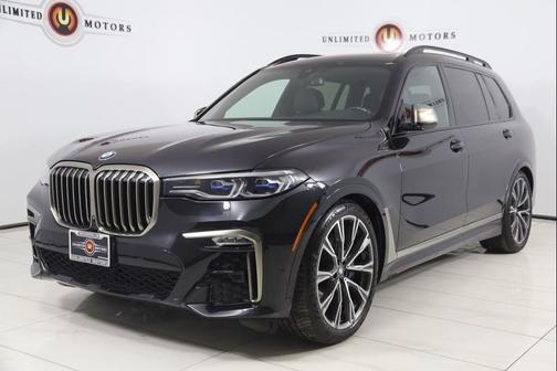 2022 BMW X7 M50i