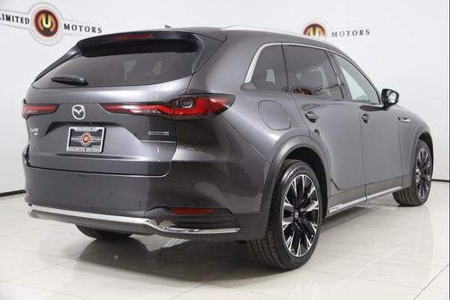 2024 Mazda CX-90 PHEV Premium Plus