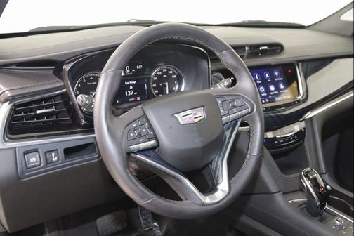 2023 Cadillac XT6 Premium Luxury AWD
