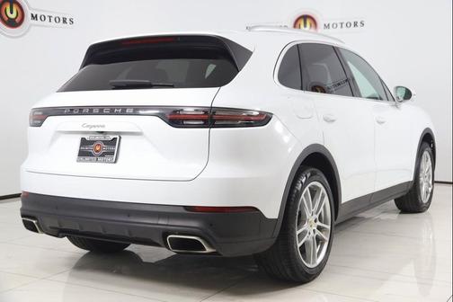 2022 Porsche Cayenne Cayenne