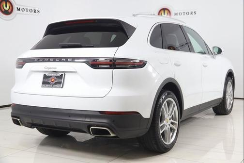 2022 Porsche Cayenne Cayenne