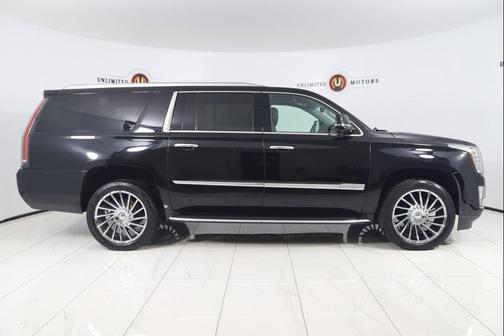 2020 Cadillac Escalade ESV Luxury