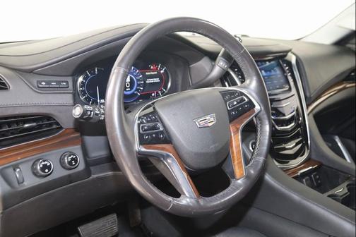 2020 Cadillac Escalade ESV Luxury