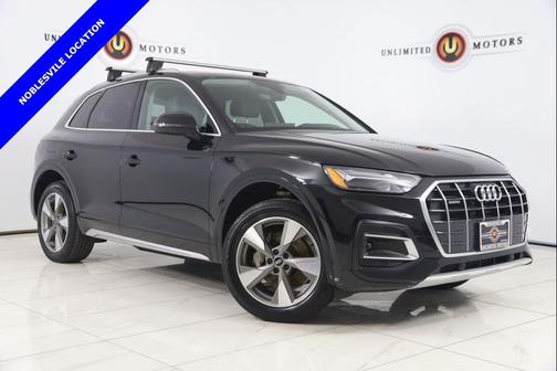 Mythos Black Metallic 2023 Audi Q5 40 Premium