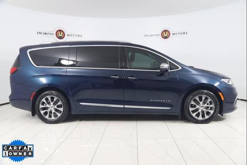 2022 Chrysler Pacifica L