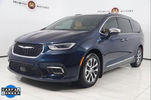 2022 Chrysler Pacifica L