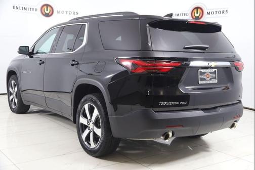 Mosaic Black Metallic 2023 Chevrolet Traverse LT Leather