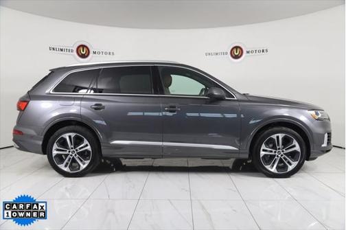 2022 Audi Q7 55 Premium Plus