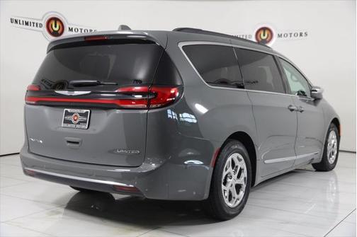 2022 Chrysler Pacifica Limited