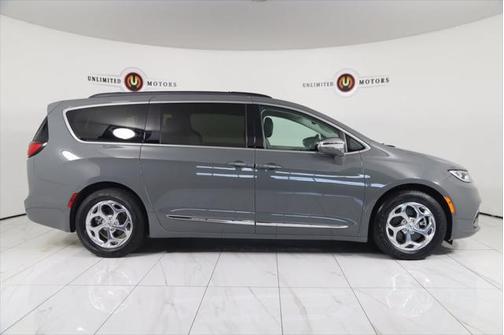 2022 Chrysler Pacifica Limited