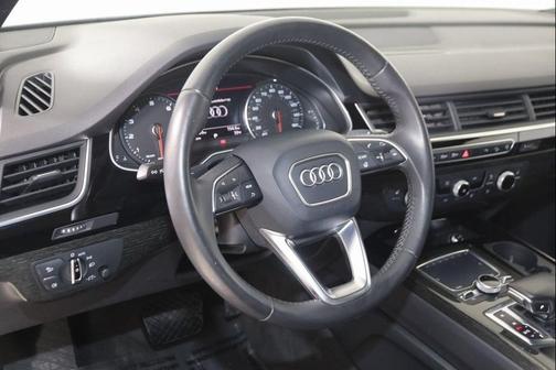 2017 Audi Q7 2.0T Premium