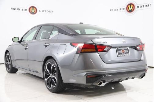 2023 Nissan Altima SR FWD
